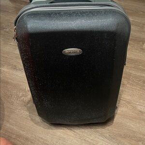 Samsonite Black Hardside Travel Suitcase